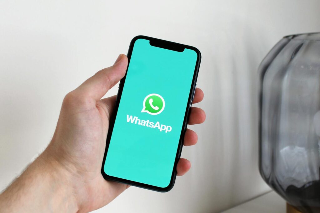 संवाद के साथ व्यापार बढ़ाने के लिए उपयोगी WhatsApp